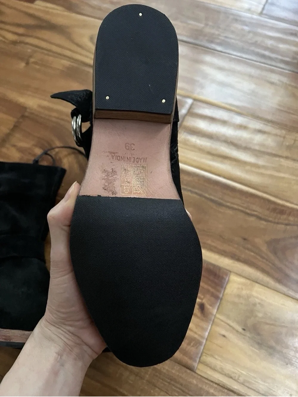 FREE PEOPLE Vienna Suede Ankle Boots! SIZE 39 Narrow Fit Side Zip Black 8.5   F